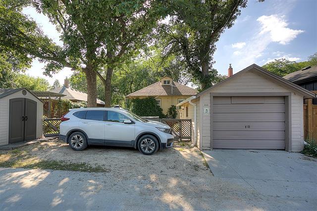 366 Campbell St, Winnipeg, MB - Outdoor
