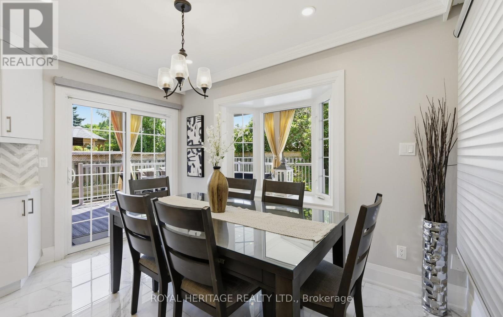 7 Kimbark Crescent, Markham, ON - Indoor Photo Showing Dining Room