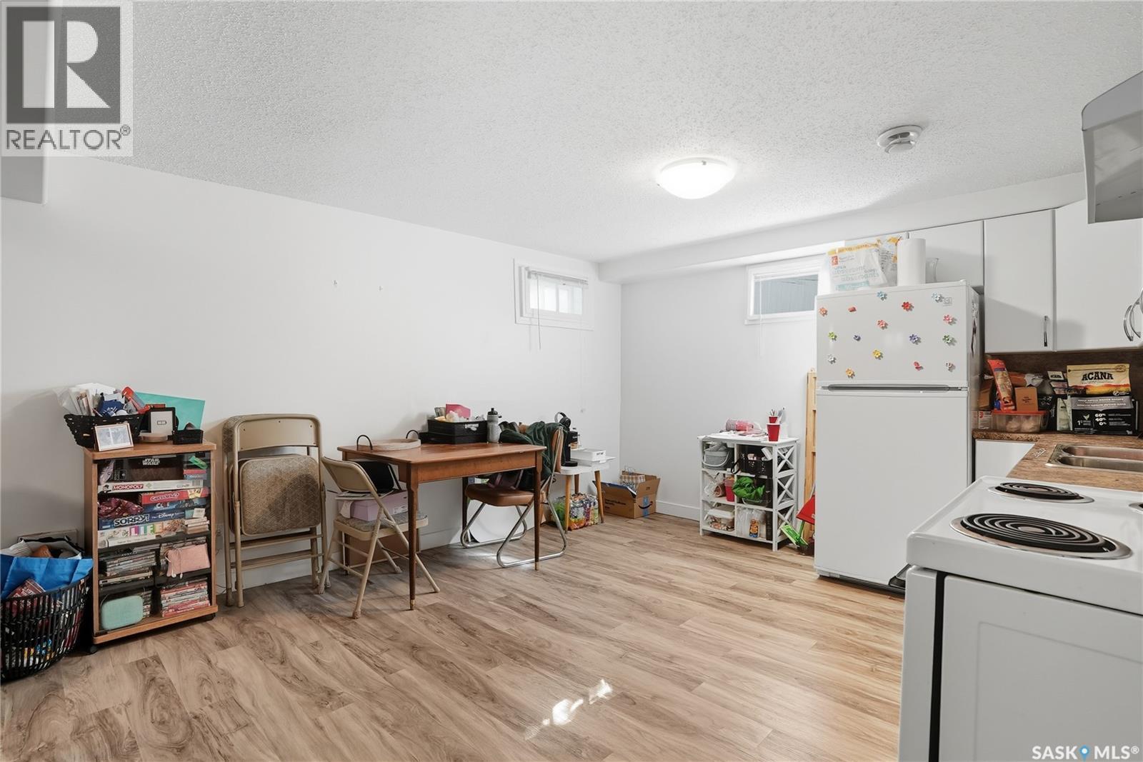 114 107Th Street W, Saskatoon, SK - Indoor Photo Showing Kitchen