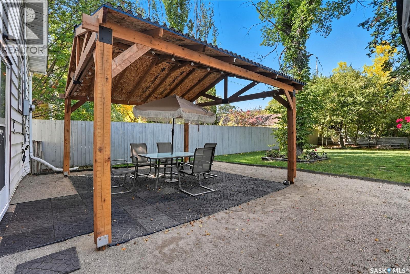 114 107Th Street W, Saskatoon, SK - Outdoor
