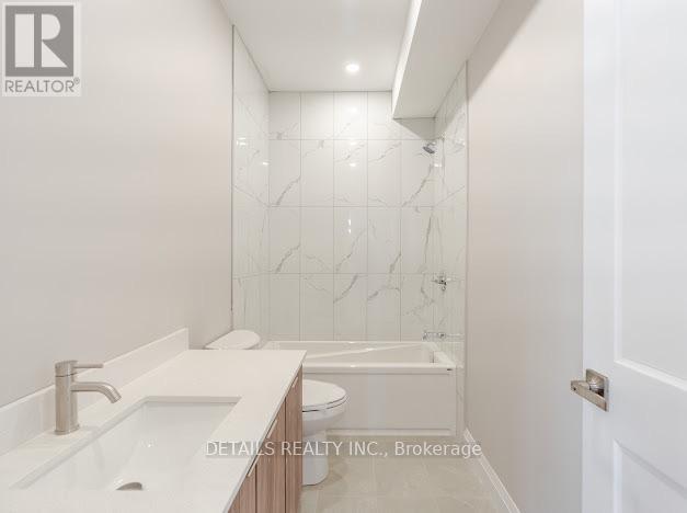 659 Donat Street, Ottawa, ON - Indoor Photo Showing Bathroom