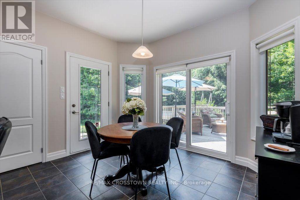 Breakfast Area w/walkout - 5 Pine Hill Drive, Springwater, ON - Indoor Photo Showing Dining Room