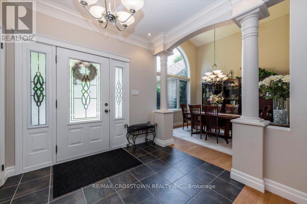 Foyer - 5 Pine Hill Drive, Springwater, ON - Indoor Photo Showing Other Room