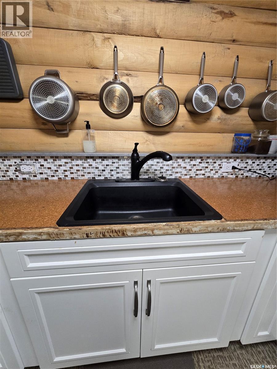 149 Seashell Road, Crooked Lake, SK - Indoor Photo Showing Kitchen