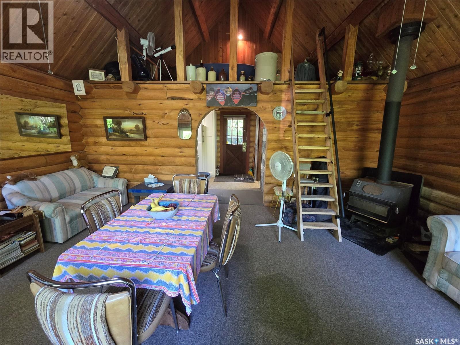 149 Seashell Road, Crooked Lake, SK - Indoor Photo Showing Dining Room