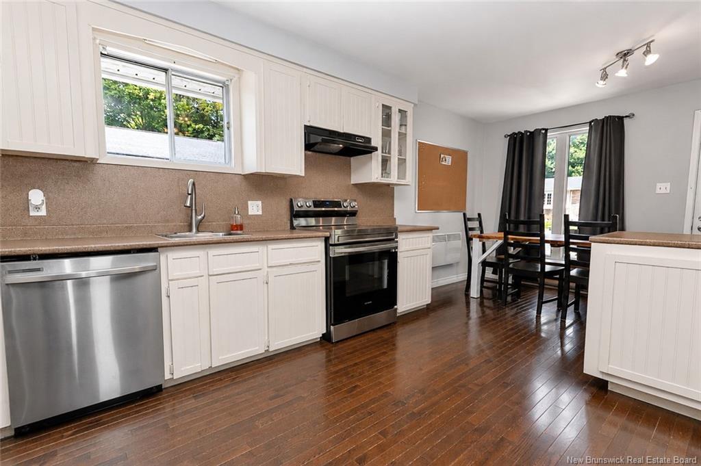 320 Sewell St, Fredericton, NB