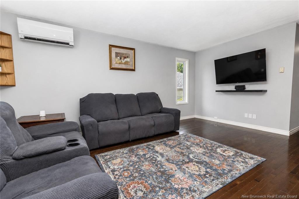 320 Sewell St, Fredericton, NB