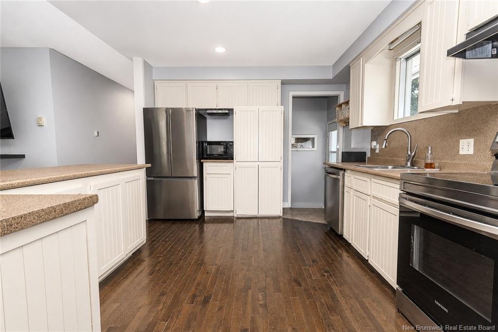 320 Sewell St, Fredericton, NB
