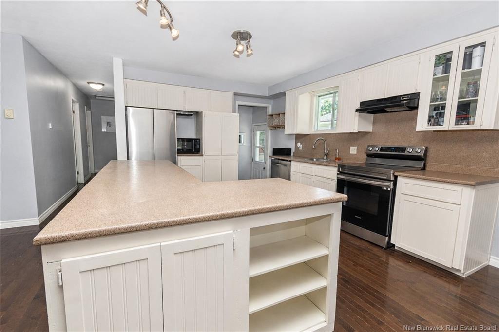 320 Sewell St, Fredericton, NB