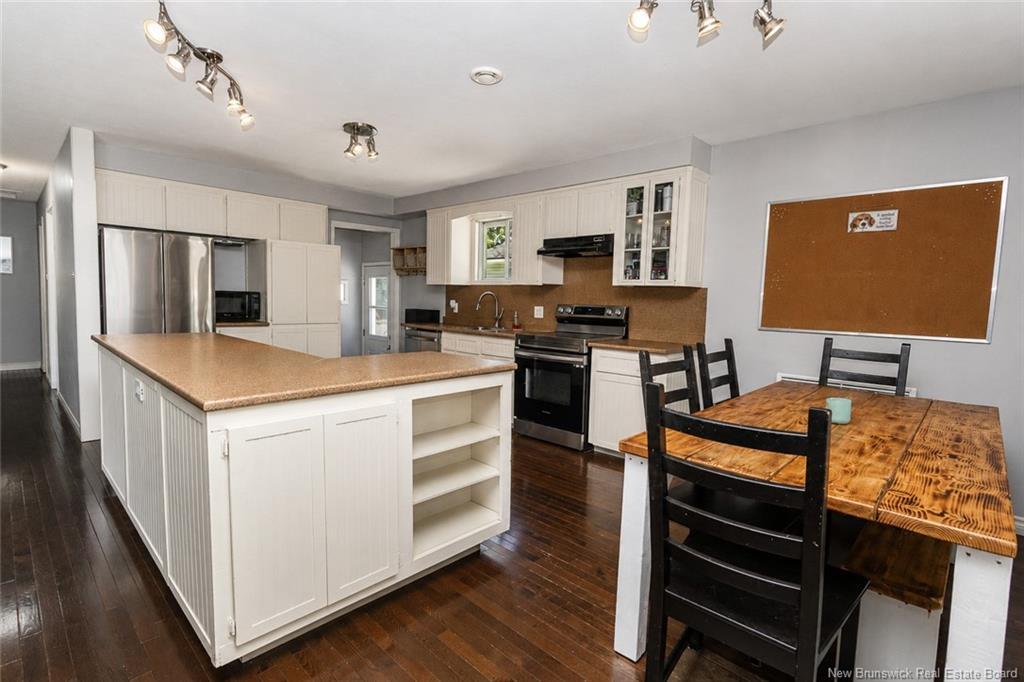 320 Sewell St, Fredericton, NB