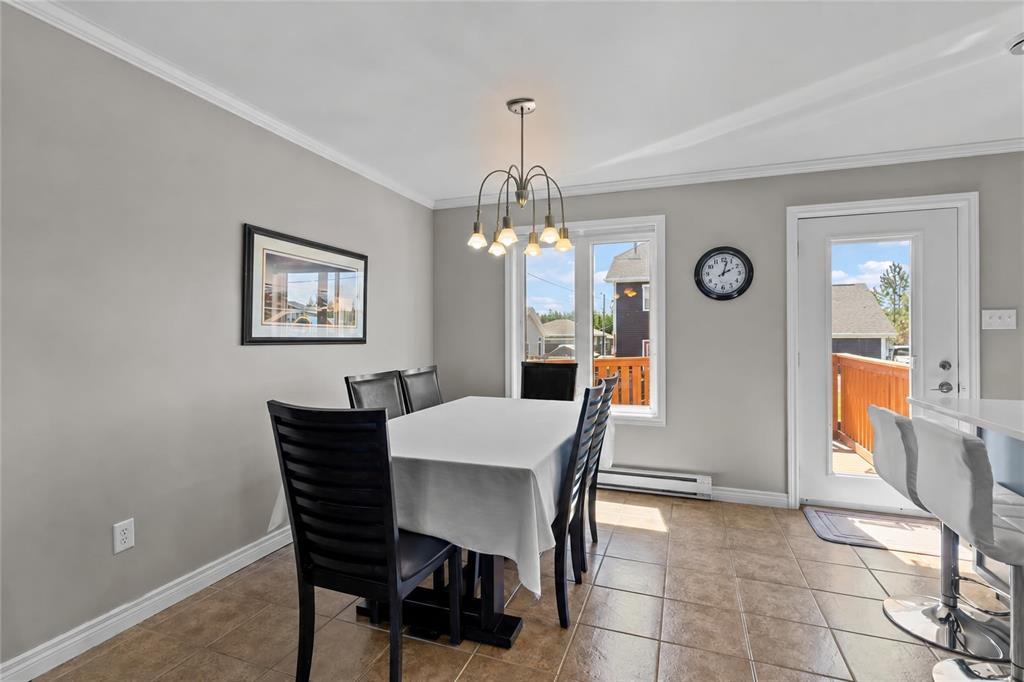 33 Bayberry Place, St John'S, NL - Indoor Photo Showing Dining Room