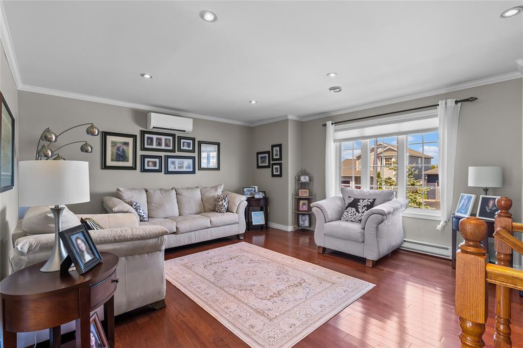 33 Bayberry Place, St John'S, NL - Indoor Photo Showing Living Room