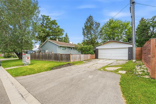 147 Talon Bay, Winnipeg, MB - Outdoor