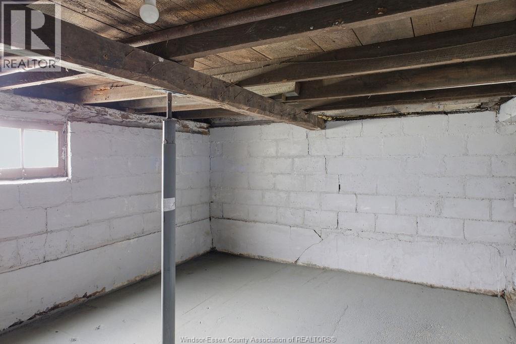 2265 Cabana, Windsor, ON - Indoor