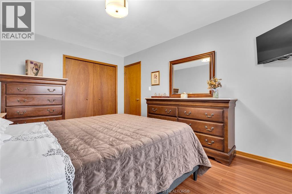 4239 Marlo, Windsor, ON - Indoor Photo Showing Bedroom
