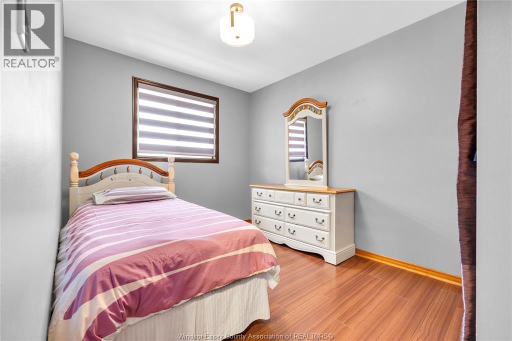 4239 Marlo, Windsor, ON - Indoor Photo Showing Bedroom