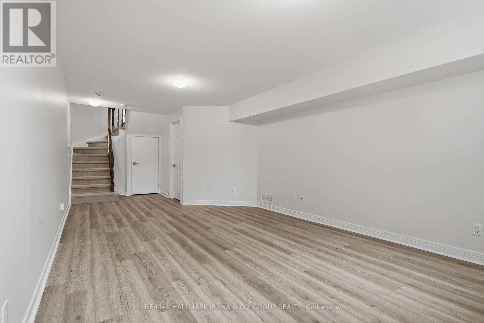 3 Redding Way, Ottawa, ON - Indoor Photo Showing Other Room