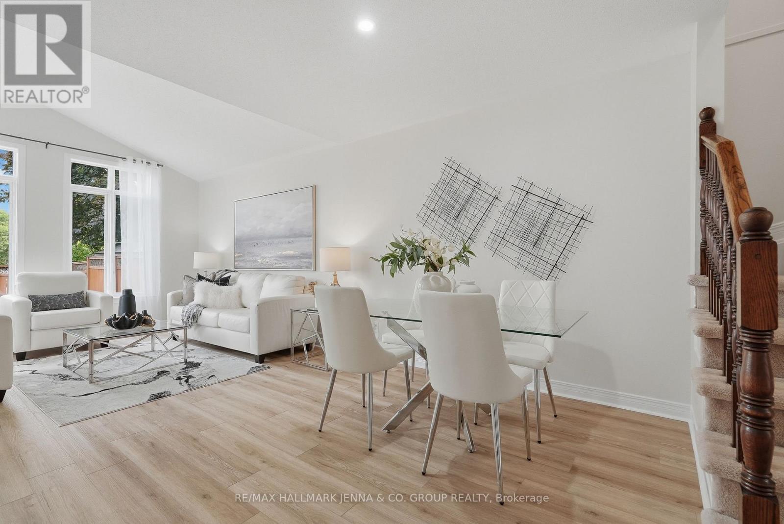 3 Redding Way, Ottawa, ON - Indoor Photo Showing Other Room