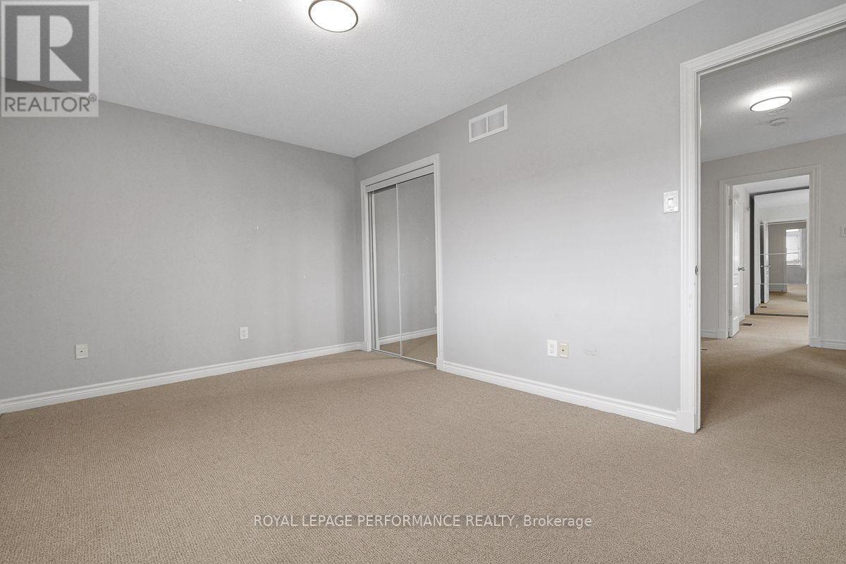171 Trail Side Circle, Ottawa, ON - Indoor Photo Showing Other Room