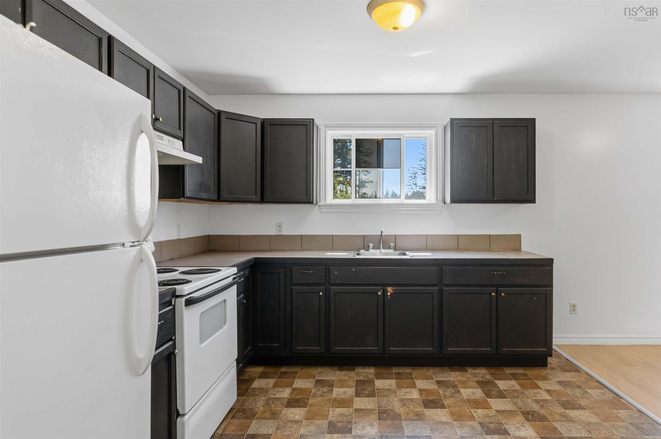 62 Shreve Street, Digby, NS - Indoor Photo Showing Kitchen