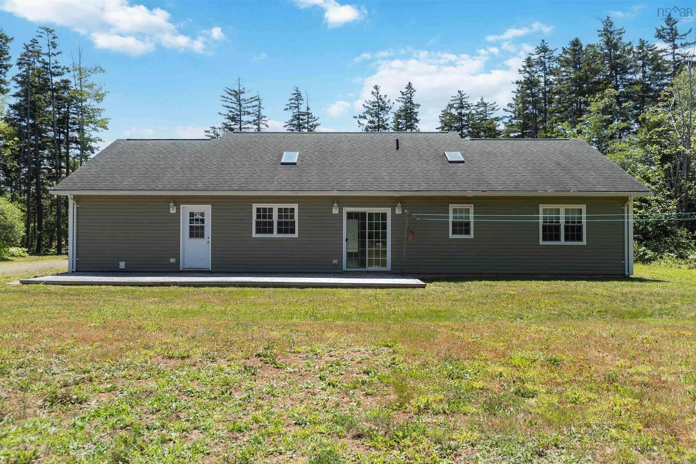 62 Shreve Street, Digby, NS - Outdoor