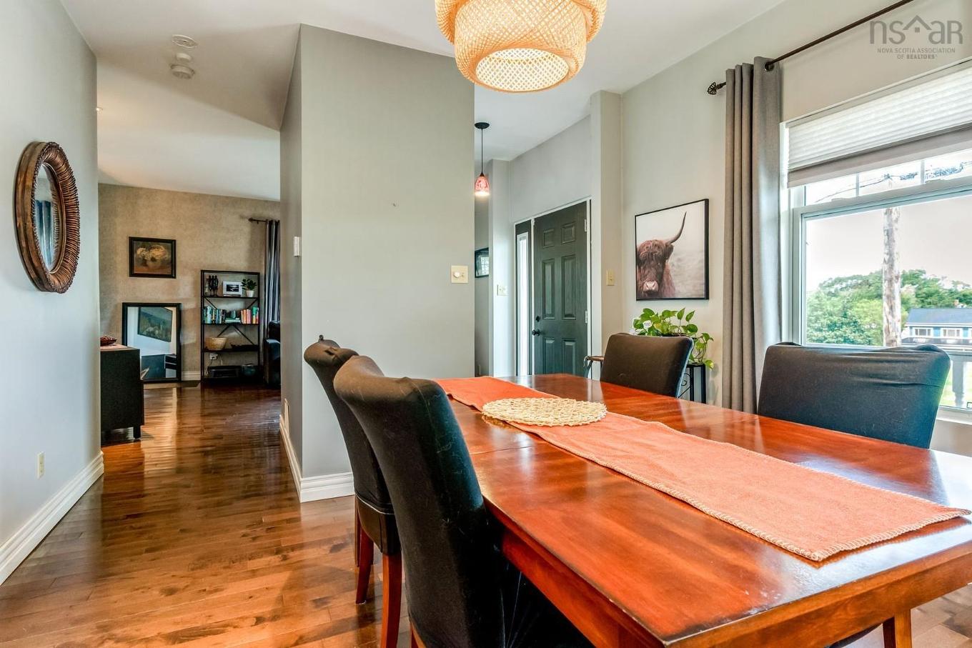 33 Beacon Street, Amherst, NS - Indoor Photo Showing Dining Room