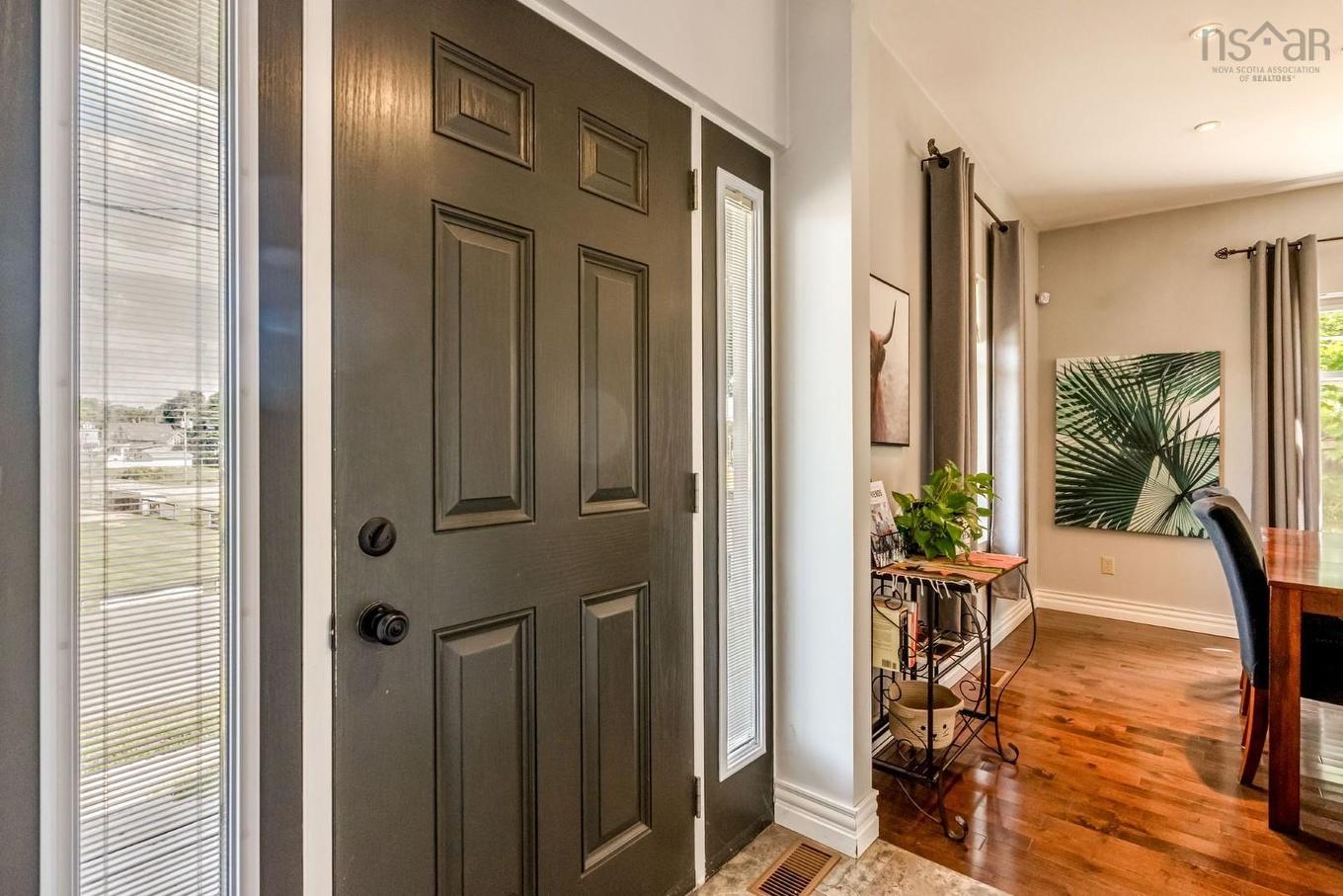 33 Beacon Street, Amherst, NS - Indoor Photo Showing Other Room