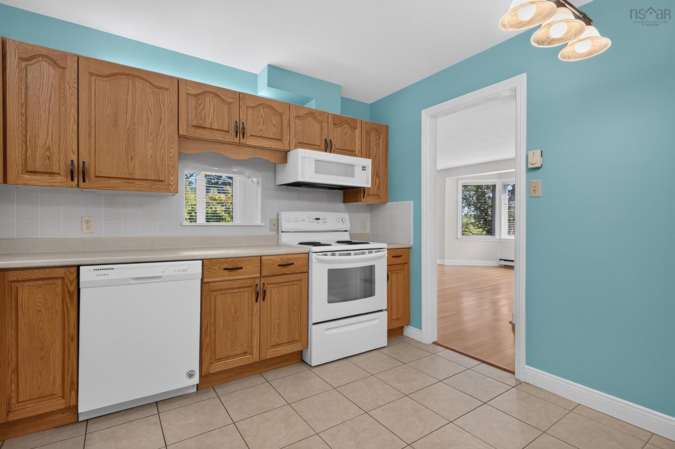 206 403 Prince Street, Truro, NS - Indoor Photo Showing Kitchen