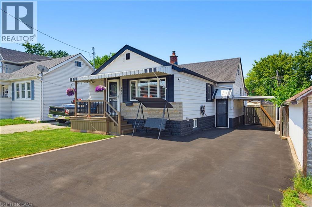 735 Dunn Avenue, Hamilton, ON - Outdoor