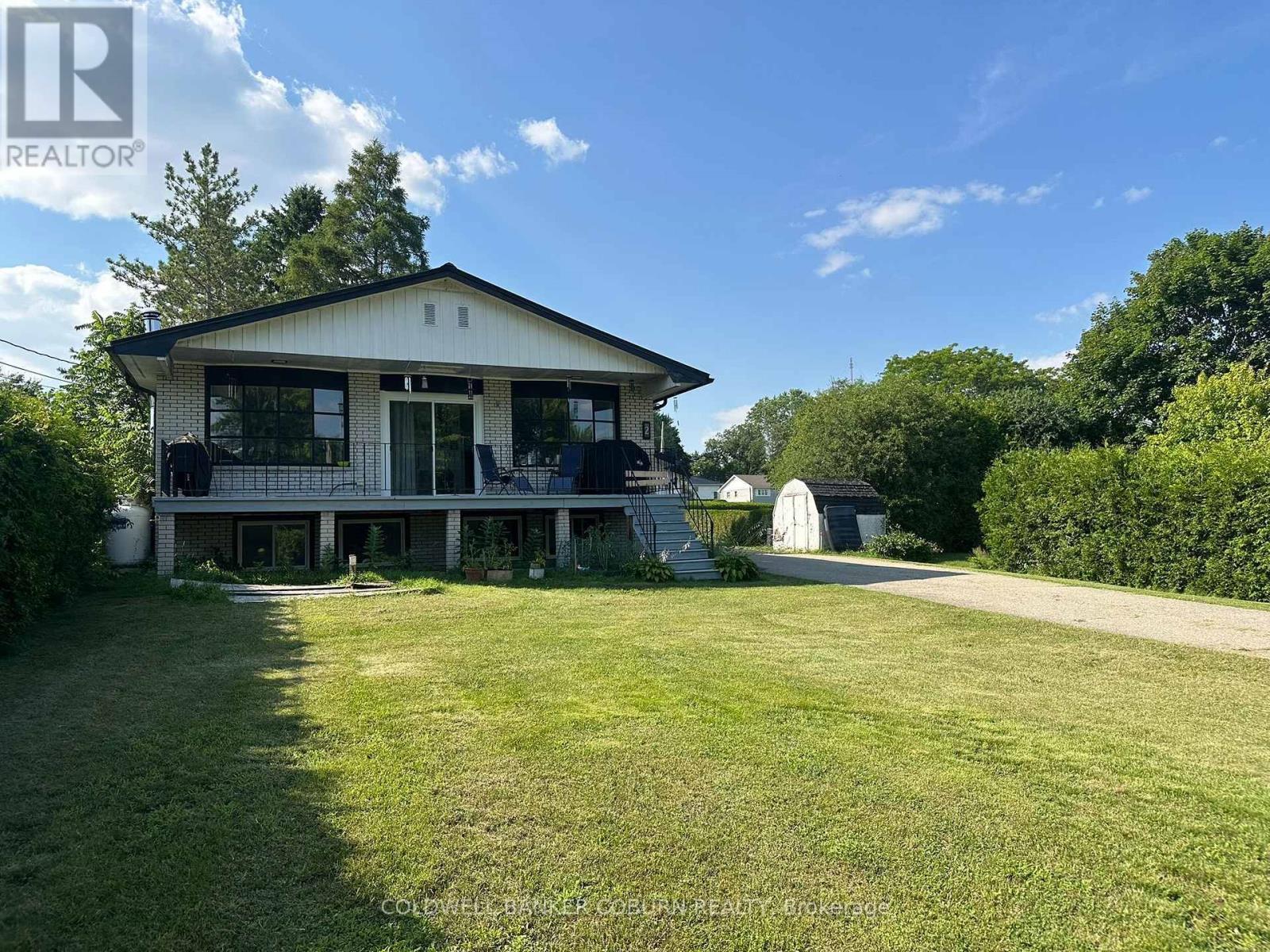 2 Mclean Boulevard W, Augusta, ON - Outdoor