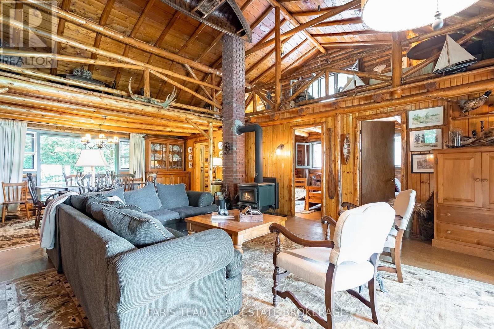 108 Shoreline Road, Tiny, ON - Indoor