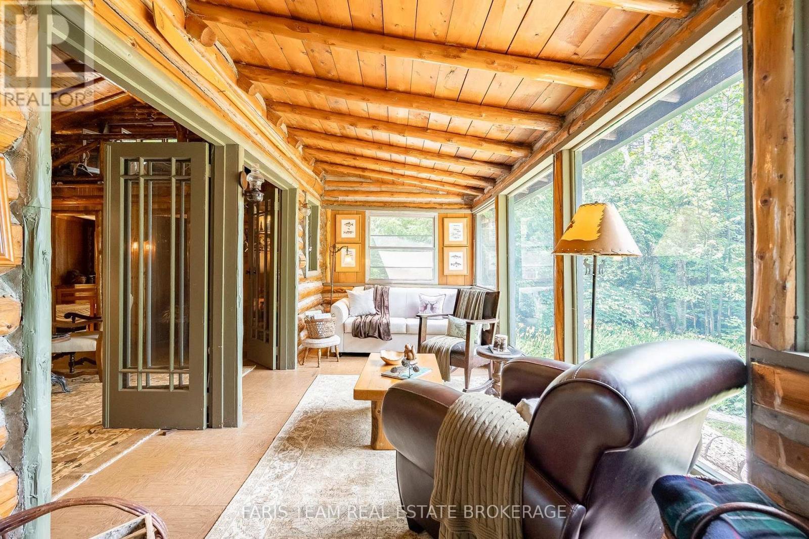 108 Shoreline Road, Tiny, ON - Indoor