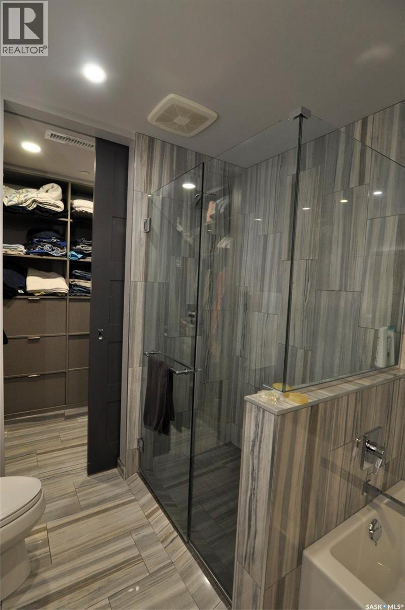 302 637 University Drive, Saskatoon, SK - Indoor Photo Showing Bathroom