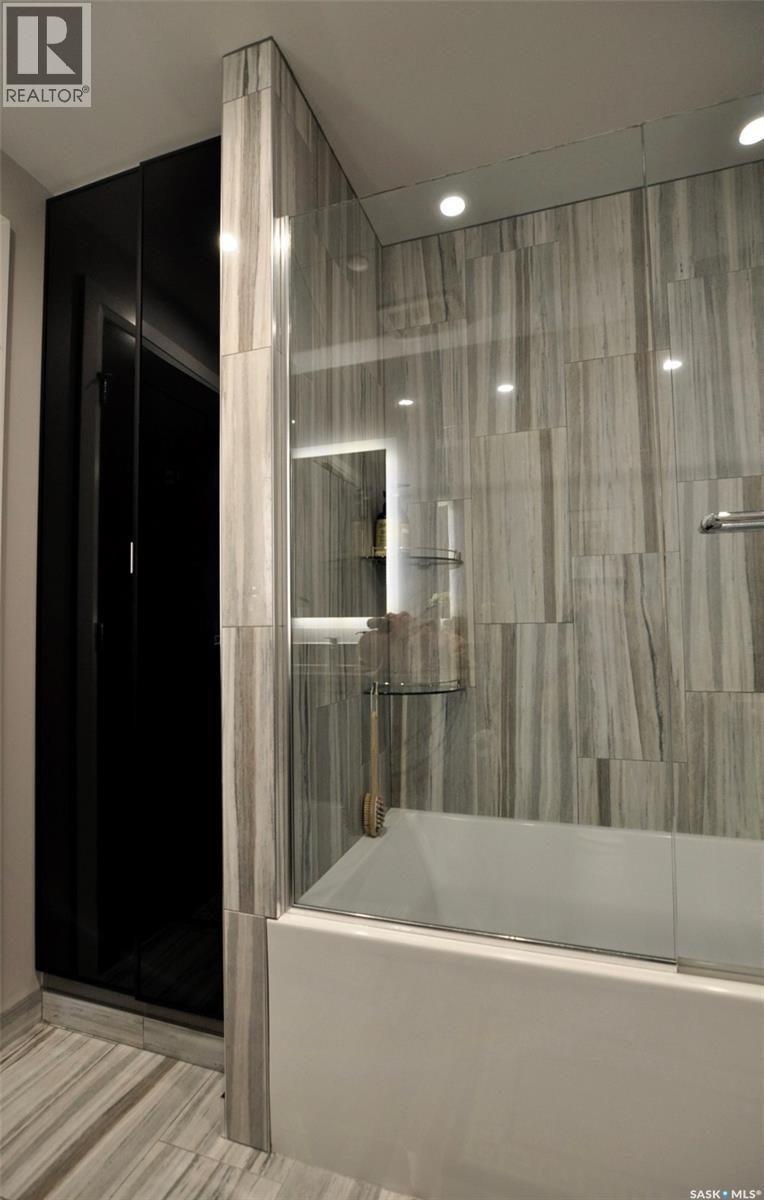 302 637 University Drive, Saskatoon, SK - Indoor Photo Showing Bathroom