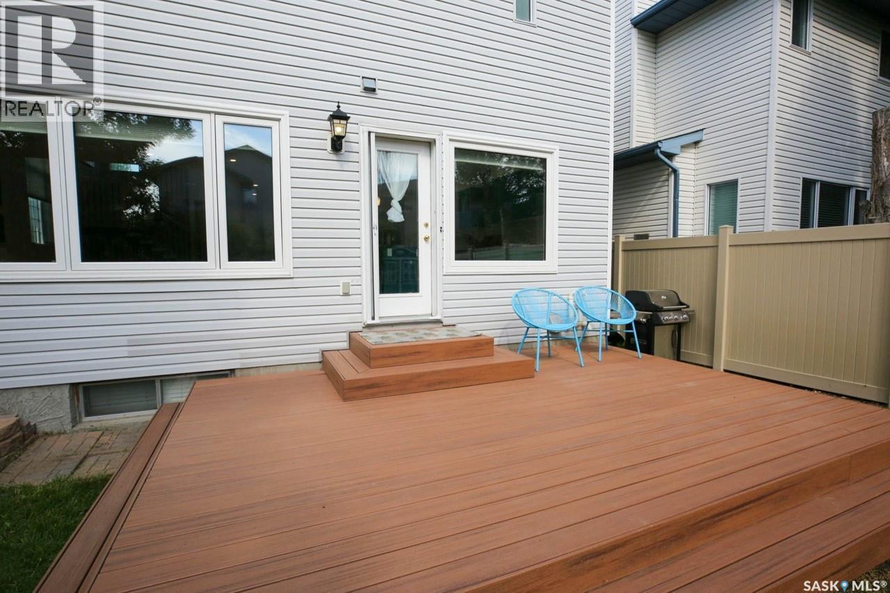 3544 Basswood Grove, Regina, SK - Outdoor With Exterior