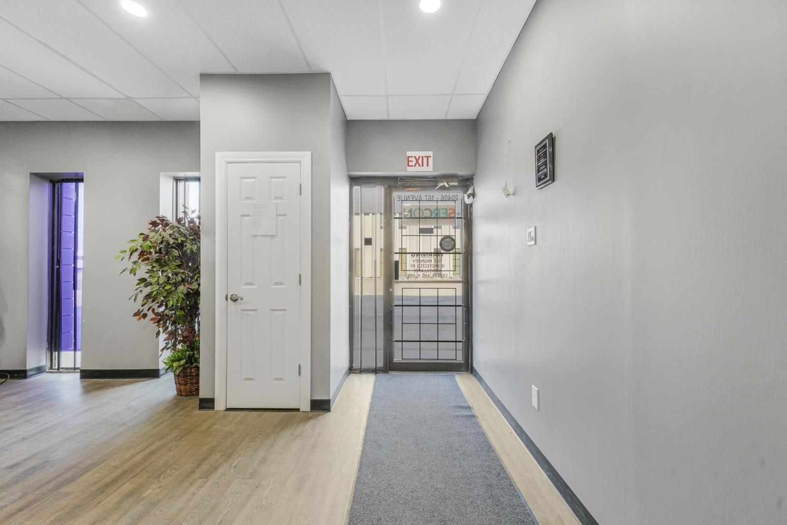 20406-20408 107 Ave Nw, Edmonton, AB