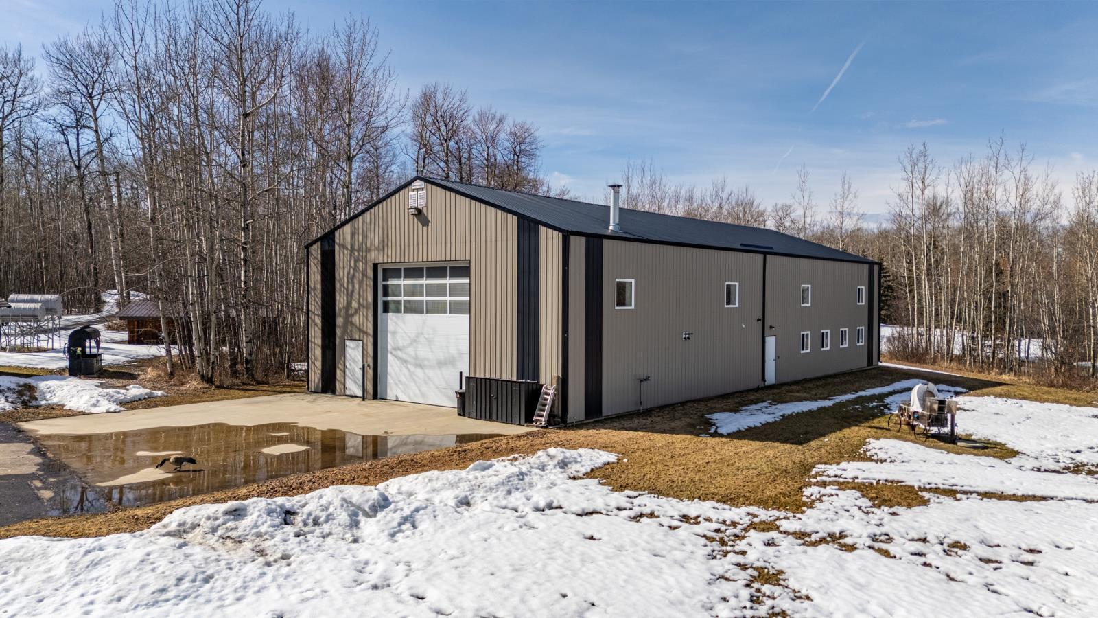 22031 Twp Rd 472, Warburg, AB