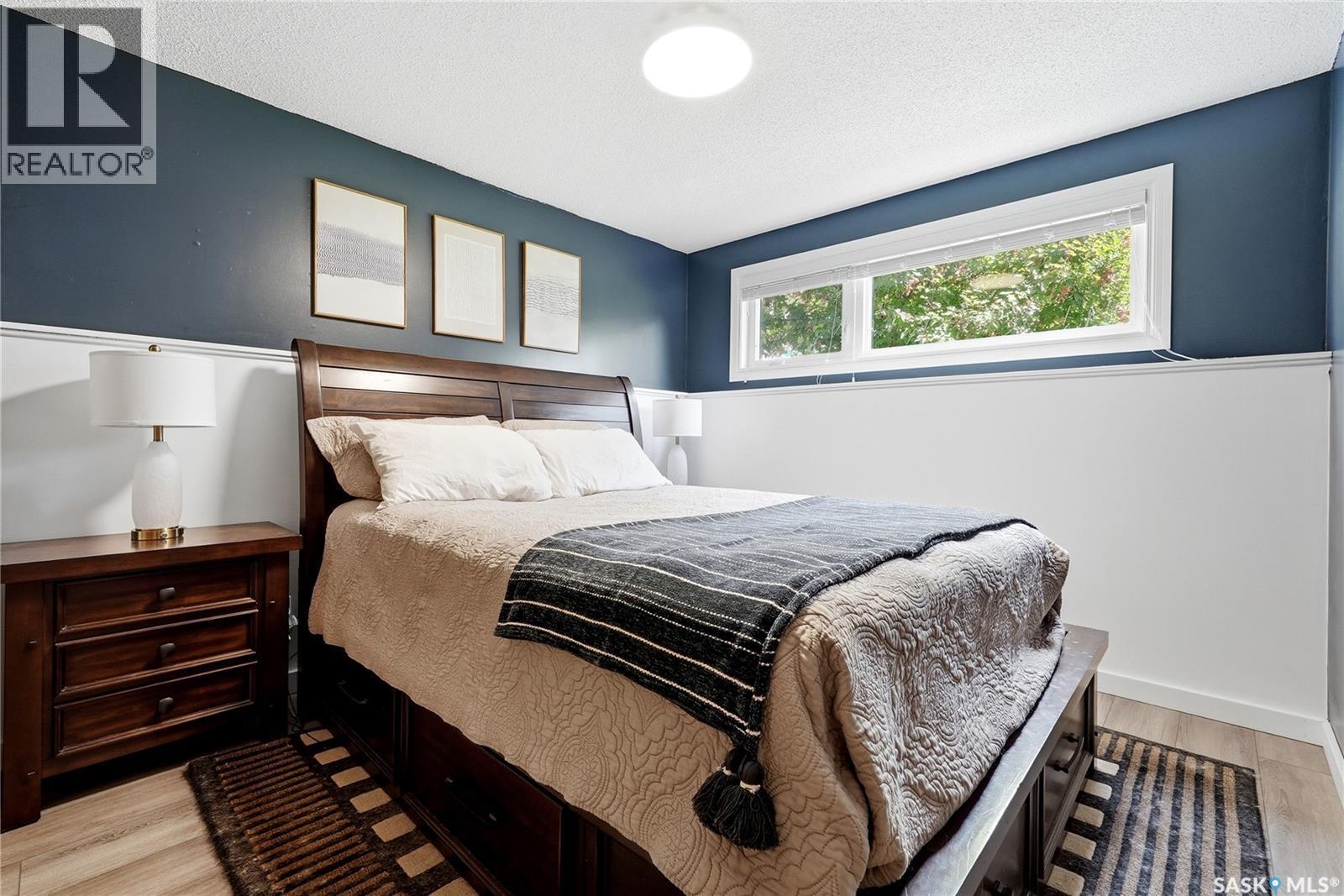 111 Bell Street, Regina, SK - Indoor Photo Showing Bedroom