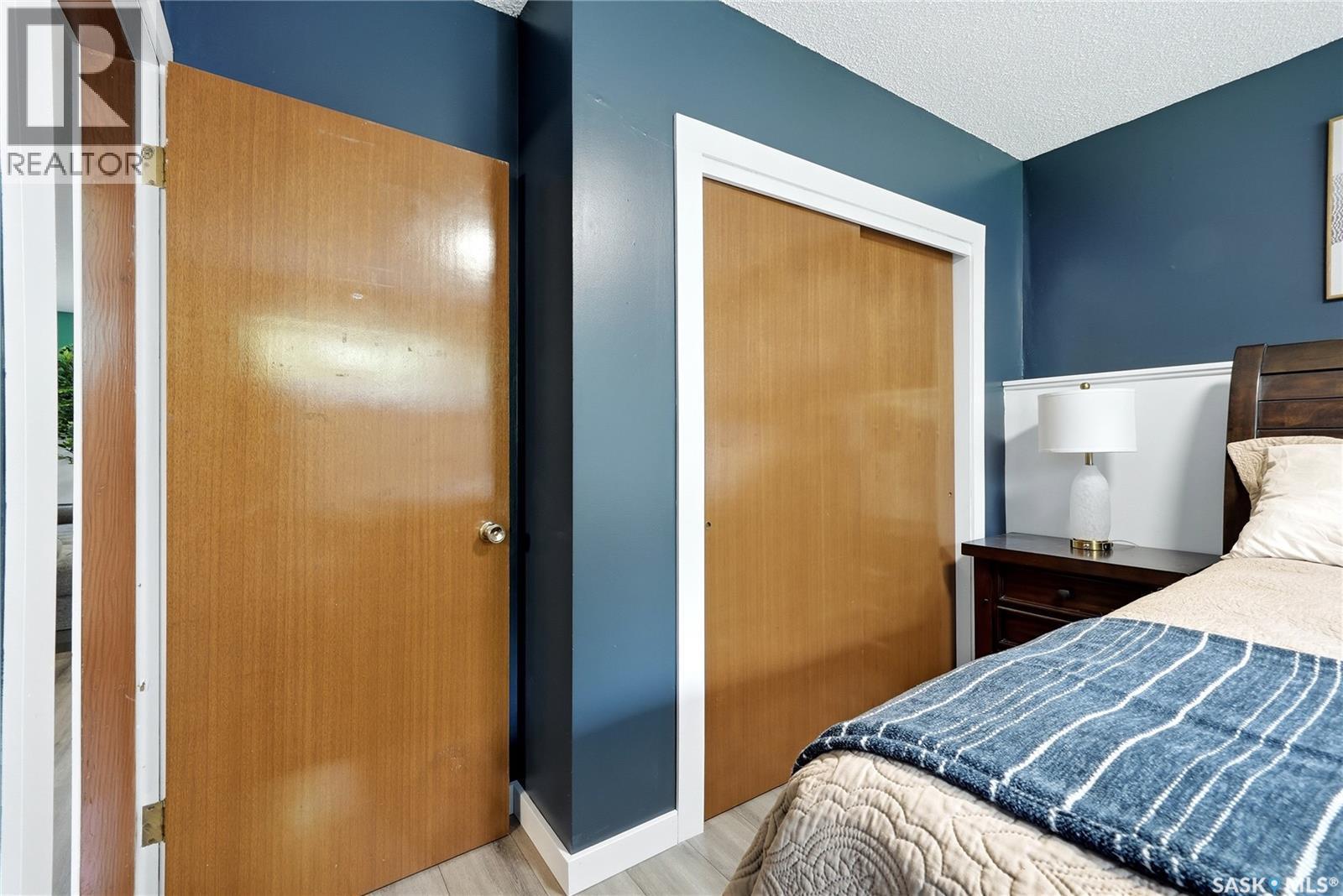 111 Bell Street, Regina, SK - Indoor Photo Showing Bedroom