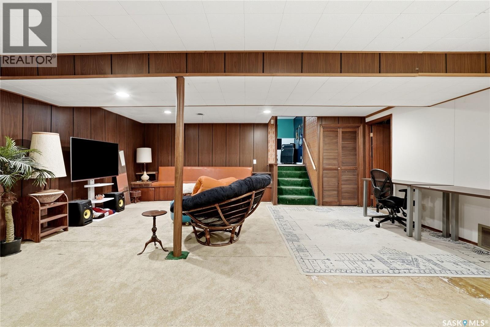 111 Bell Street, Regina, SK - Indoor