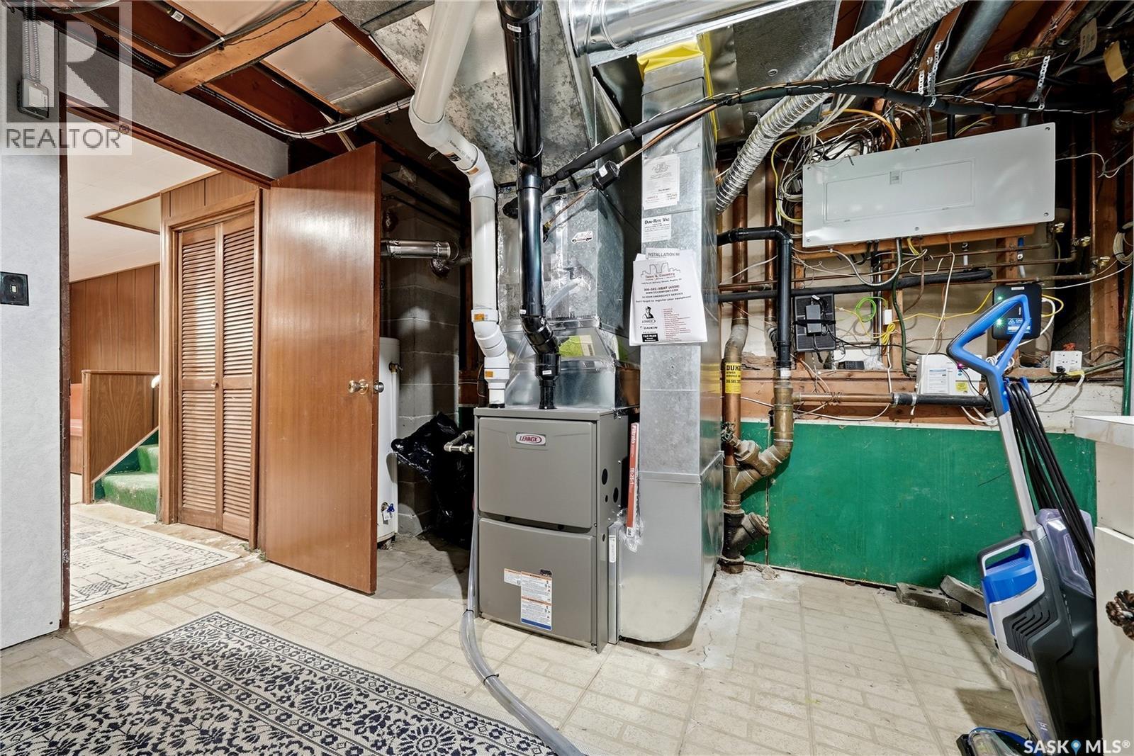 111 Bell Street, Regina, SK - Indoor Photo Showing Basement
