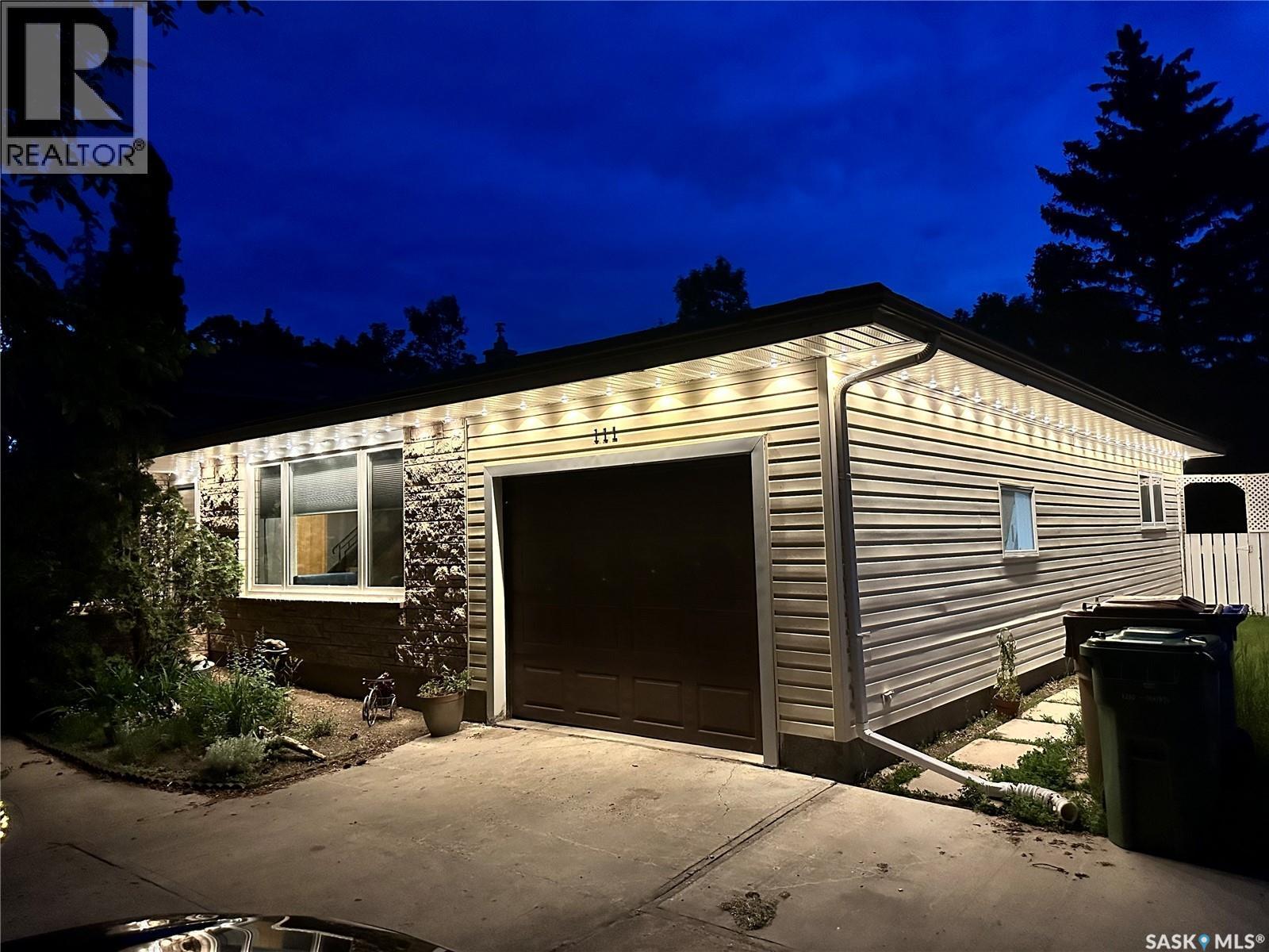 111 Bell Street, Regina, SK - Outdoor