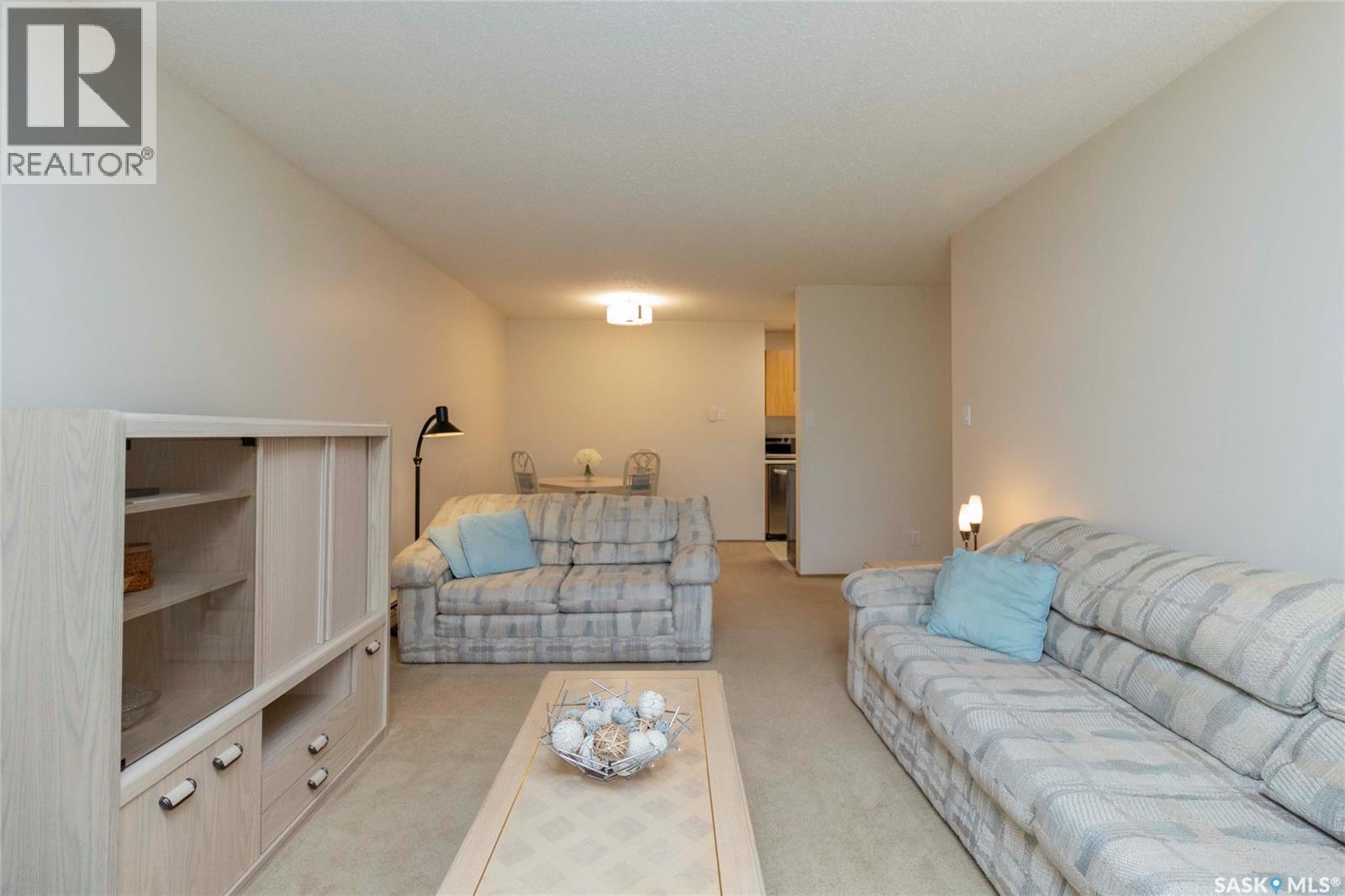 111 425 115Th Street E, Saskatoon, SK - Indoor Photo Showing Living Room
