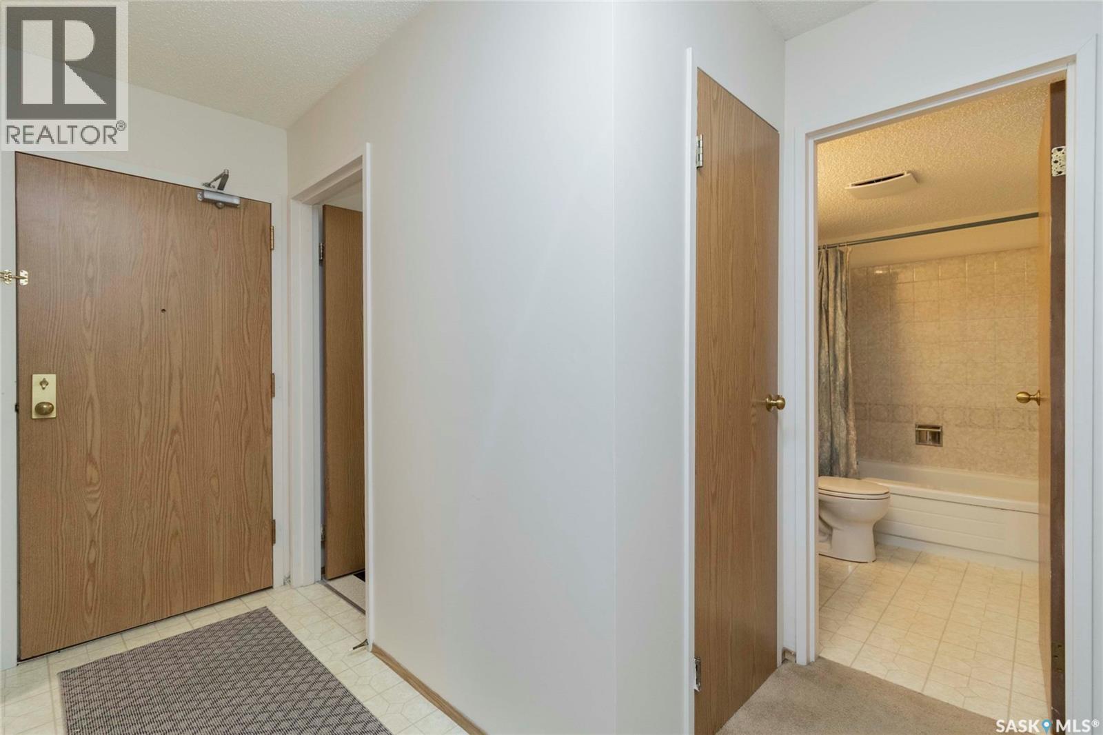 111 425 115Th Street E, Saskatoon, SK - Indoor Photo Showing Bathroom
