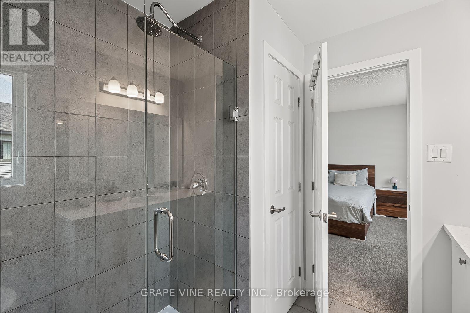 225 Billrian Crescent, Ottawa, ON - Indoor Photo Showing Bathroom