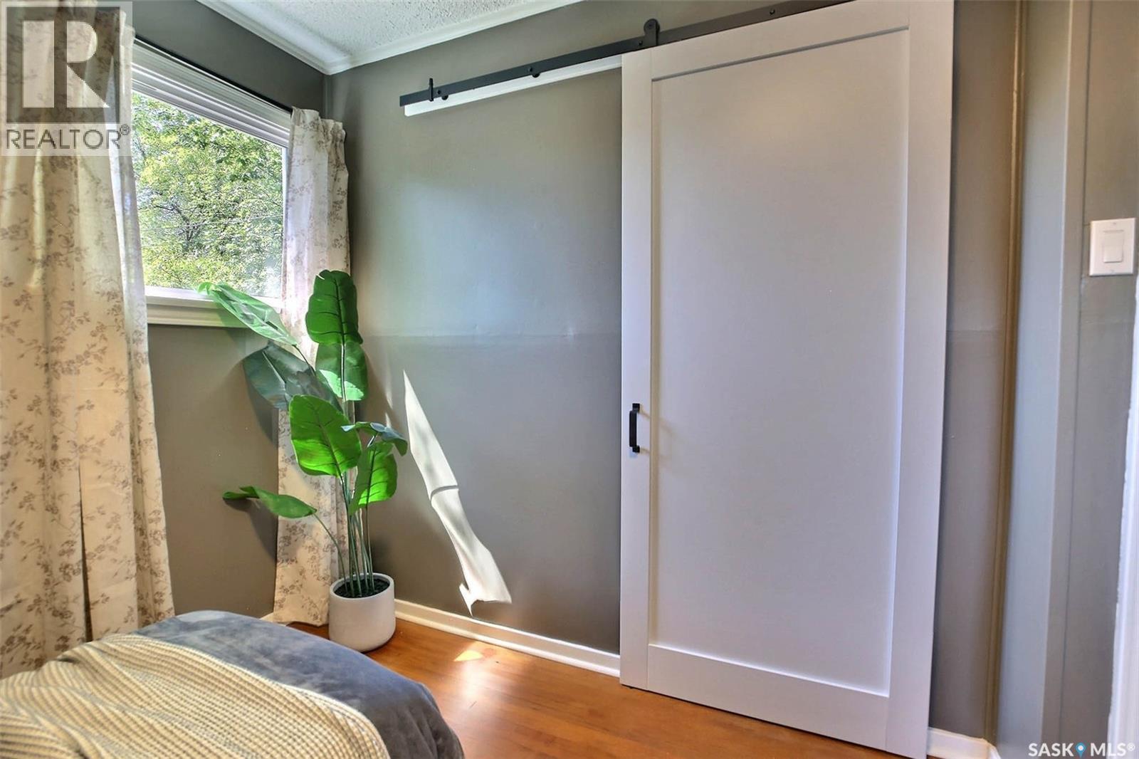 2802 Mctavish Street, Regina, SK - Indoor Photo Showing Bedroom