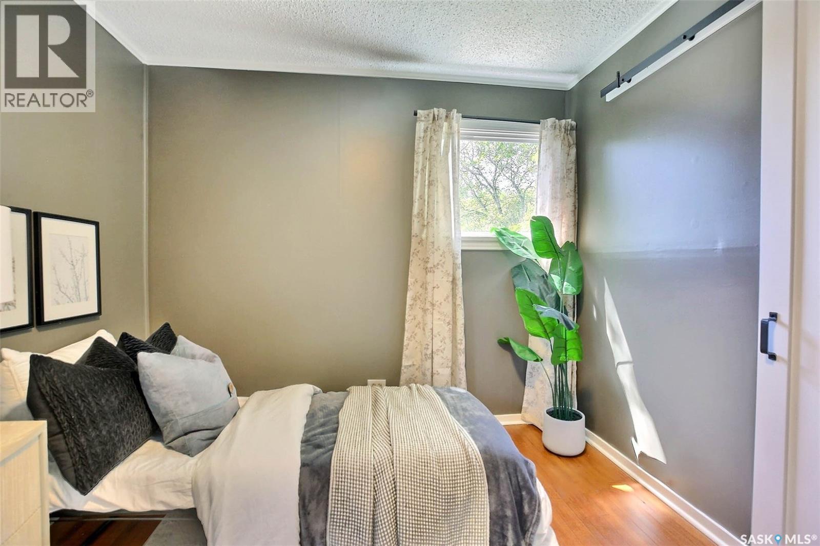 2802 Mctavish Street, Regina, SK - Indoor Photo Showing Bedroom