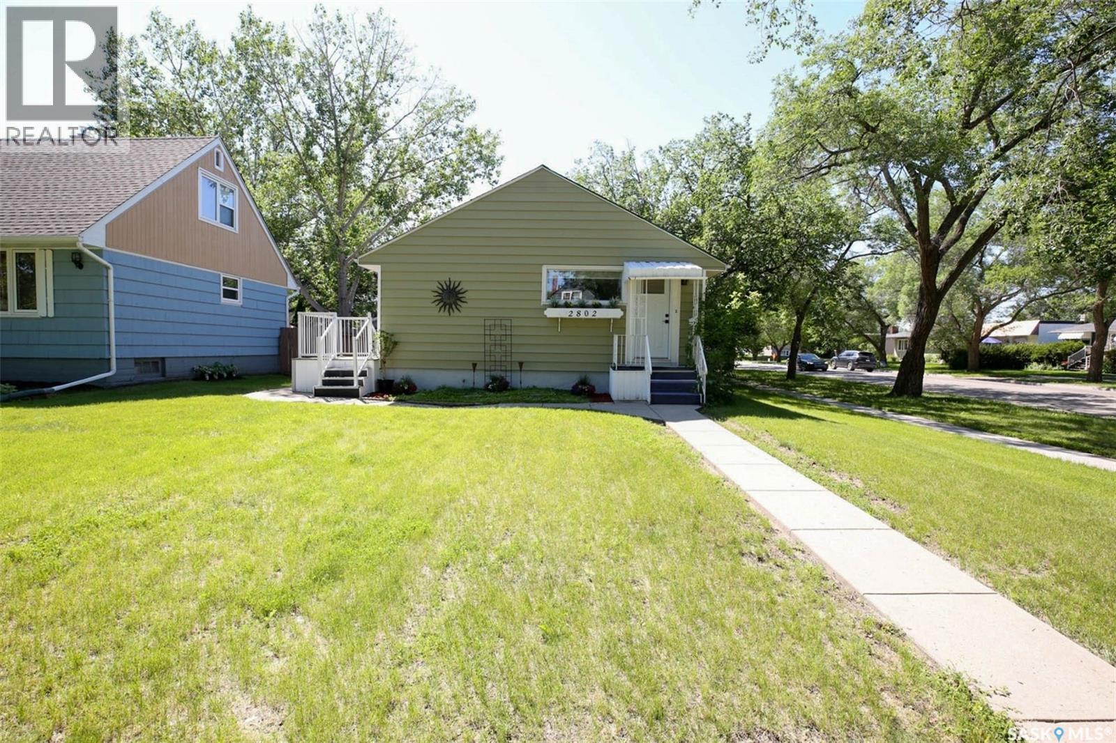 2802 Mctavish Street, Regina, SK - Outdoor