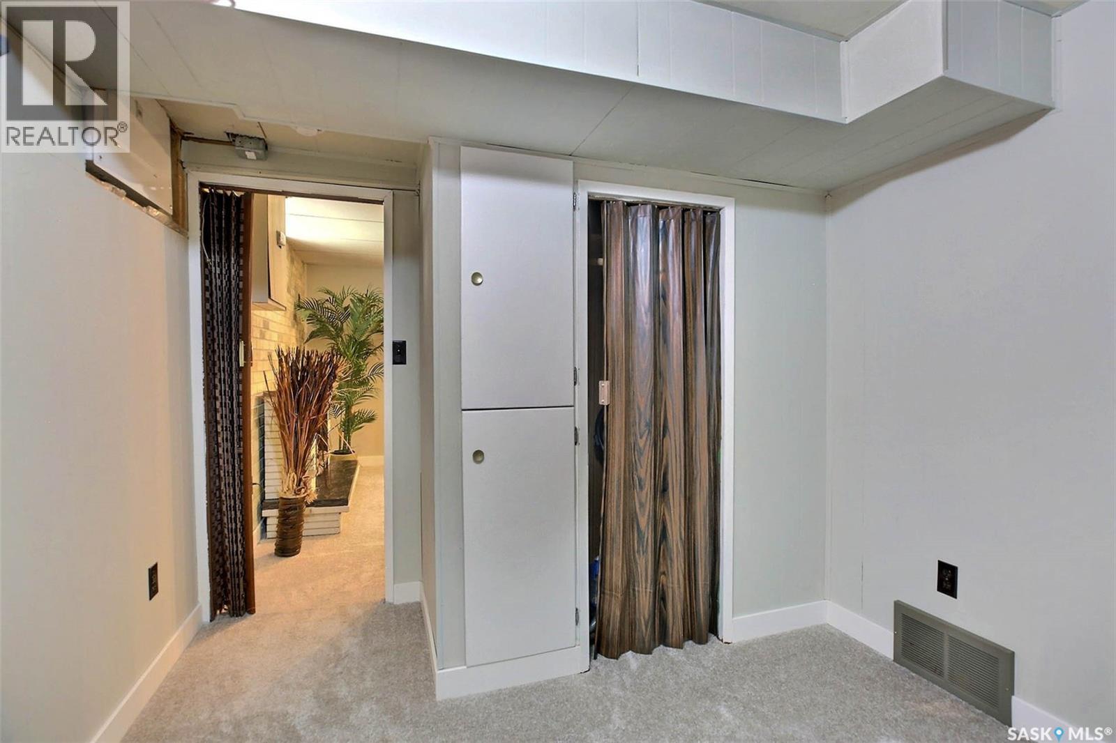 2802 Mctavish Street, Regina, SK - Indoor Photo Showing Other Room