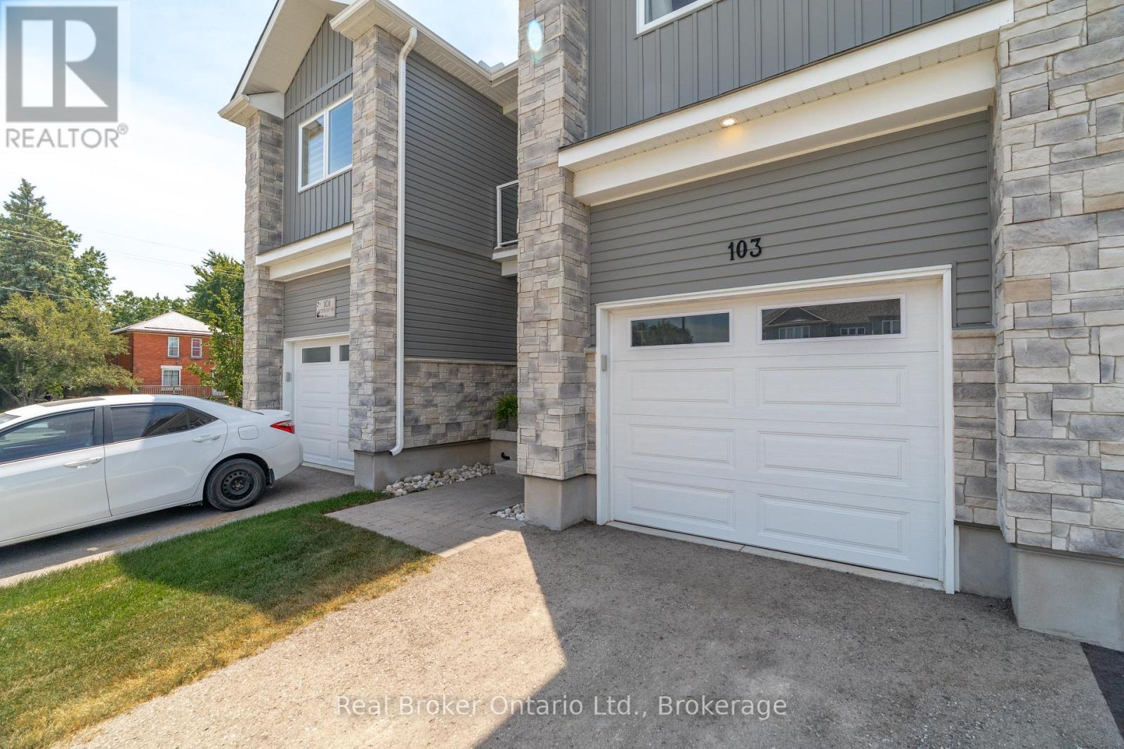 103 Stephenson Way, Minto, ON - Outdoor With Exterior